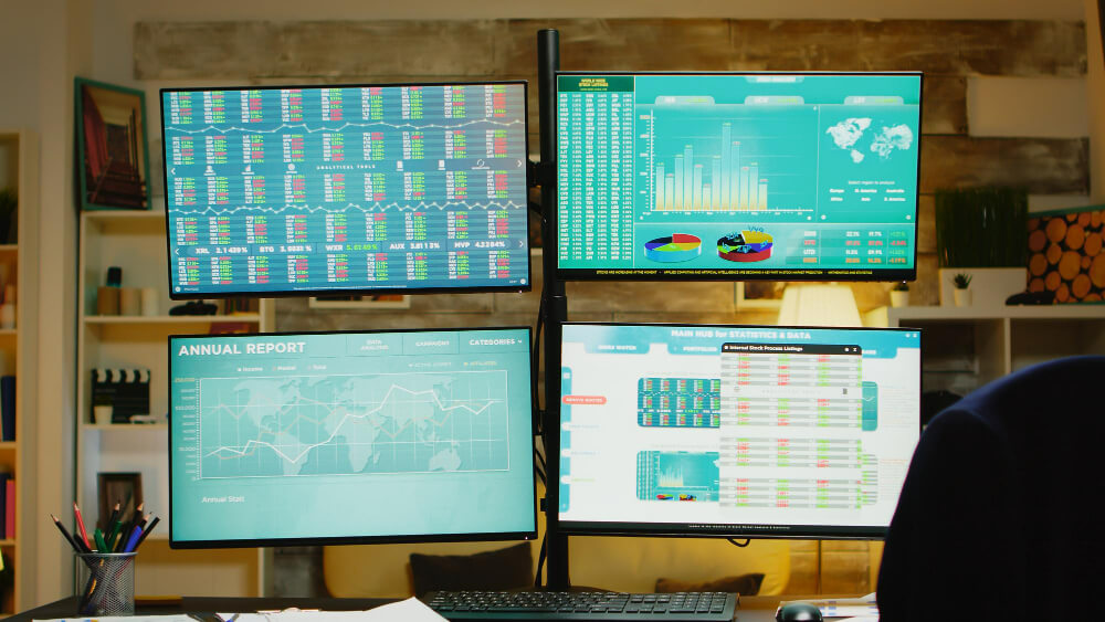 Key Benefits of Integrating a Digital Signage API into Smart Displays